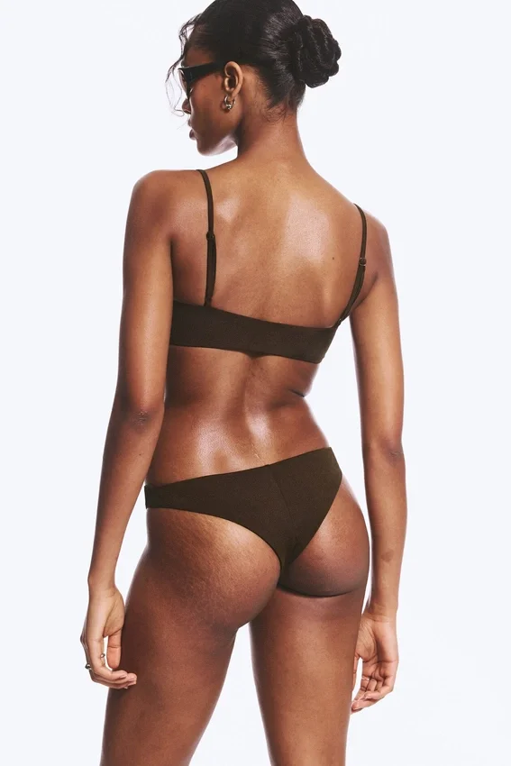 Brasilianische Bikinihose – Dunkelbraun Brasilianische Bikinihose – Dunkelbraun
