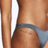 Brasilianischer Mini-Bikini-Slip – Staubblau – Schimmernd