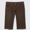 Capri-Hose mit extrem niedriger Leibhöhe – Dunkelbraun Capri-Hose mit extrem niedriger Leibhöhe – Dunkelbraun
