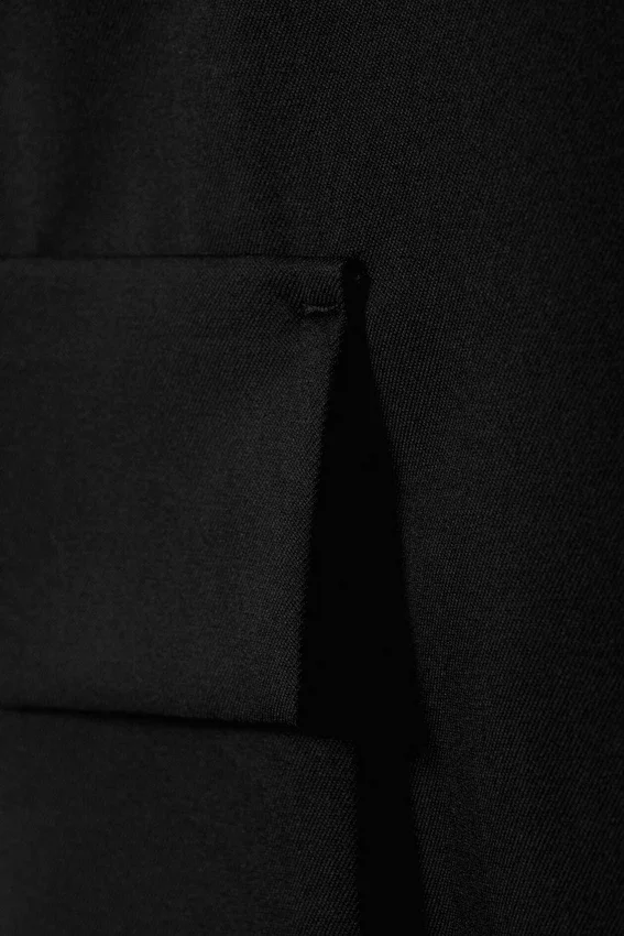 Cargo-Hose mit niedriger Leibhöhe – Schwarz Cargo-Hose mit niedriger Leibhöhe – Schwarz