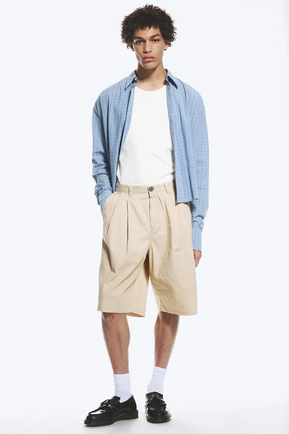 Chino-Shorts aus Baumwolle – Hellstaubbeige Chino-Shorts aus Baumwolle – Hellstaubbeige