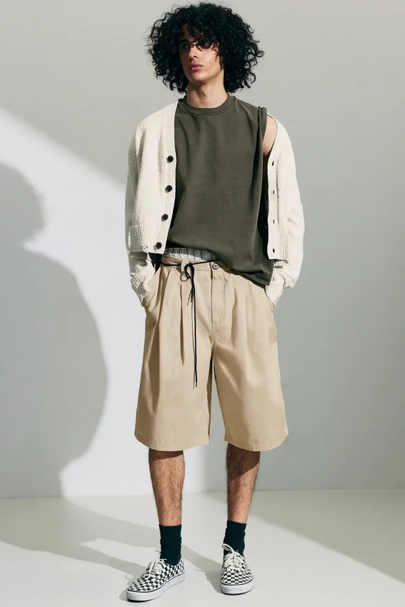 Chino-Shorts aus Baumwolle – Hellstaubbeige Chino-Shorts aus Baumwolle – Hellstaubbeige