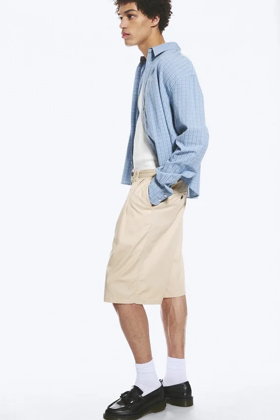 Chino-Shorts aus Baumwolle – Hellstaubbeige Chino-Shorts aus Baumwolle – Hellstaubbeige