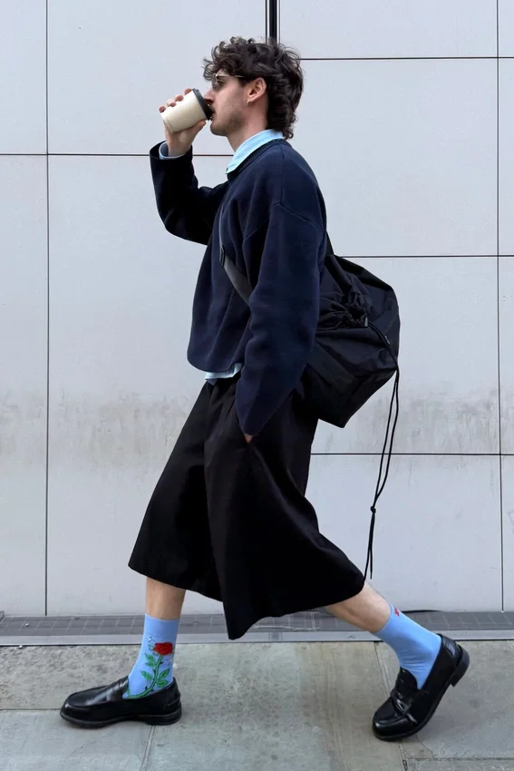 Chino-Shorts mit lockerer Passform und mittlerer Leibhöhe – Schwarz Chino-Shorts mit lockerer Passform und mittlerer Leibhöhe – Schwarz
