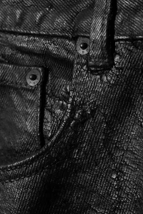 Cracked Loose Fit Barrel Leg Jeans – Schwarz Cracked Loose Fit Barrel Leg Jeans – Schwarz
