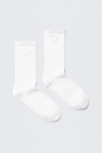 Crew-Socken mit Herzausschnitt – Weiß