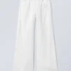 Crinkle-Hose mit niedriger Taille und lockerer Passform – Weiß Crinkle-Hose mit niedriger Taille und lockerer Passform – Weiß