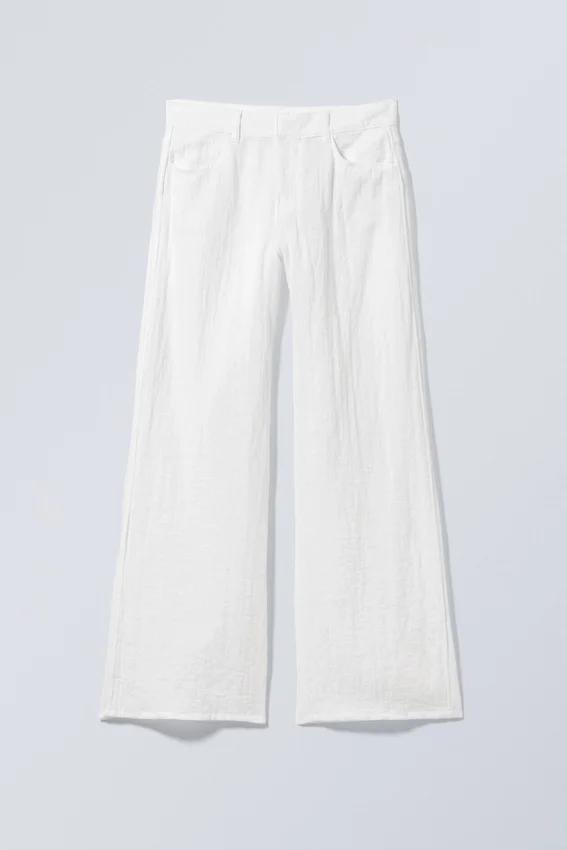 Crinkle-Hose mit niedriger Taille und lockerer Passform – Weiß Crinkle-Hose mit niedriger Taille und lockerer Passform – Weiß