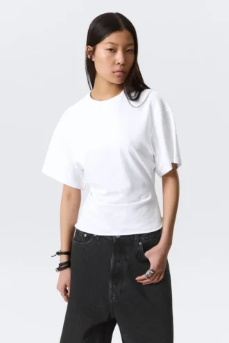 Drapiertes, figurbetontes T-Shirt – Weiß