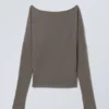 Drapiertes Langarmshirt aus Lyocell – Dark Mole Drapiertes Langarmshirt aus Lyocell – Dark Mole