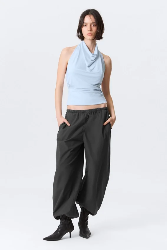 Drapiertes Neckholder-Top – Hellblau Drapiertes Neckholder-Top – Hellblau