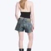 Duchess Mini-Jeans-Shorts mit niedriger Leibhöhe und Distressed-Look – Baltisches Blau – Dunkelblau Duchess Mini-Jeans-Shorts mit niedriger Leibhöhe und Distressed-Look – Baltisches Blau – Dunkelblau
