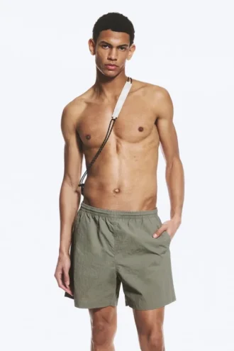 Ed Bleached Badeshorts – Hellstaubiges Khaki-Grün