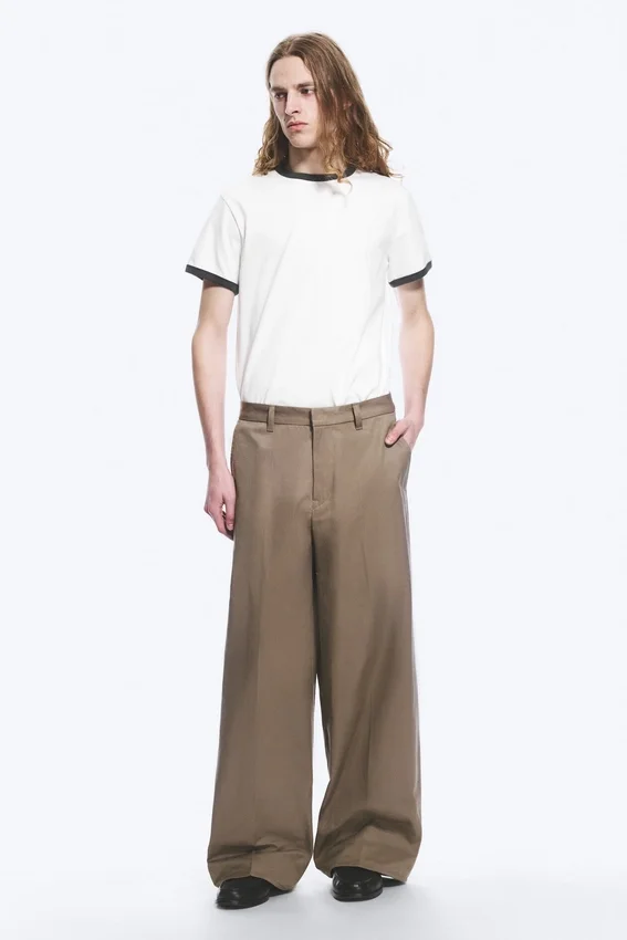 Emil Chino-Hose in lockerer Passform – Dusty Mole Emil Chino-Hose in lockerer Passform – Dusty Mole