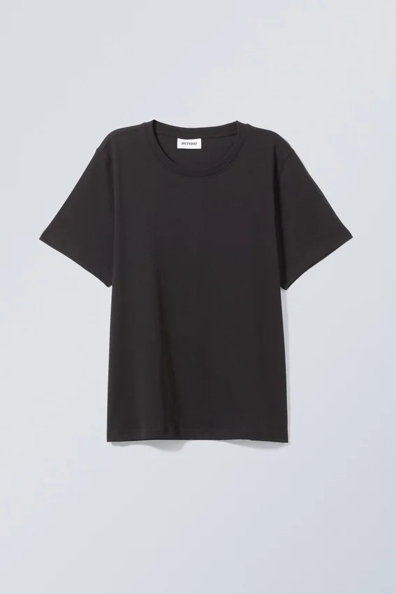 Essence Standard T-Shirt – Schwarz Essence Standard T-Shirt – Schwarz
