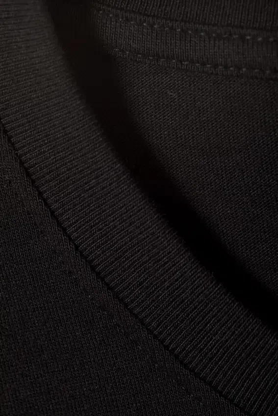 Essence Standard T-Shirt – Schwarz Essence Standard T-Shirt – Schwarz