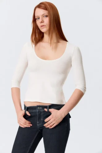 Figurbetontes Oberteil mit Dreiviertelärmeln – Off-White
