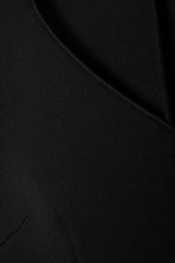 Fit-and-Flare-Kleid aus Scuba-Stoff mit V-Ausschnitt – Schwarz Fit-and-Flare-Kleid aus Scuba-Stoff mit V-Ausschnitt – Schwarz