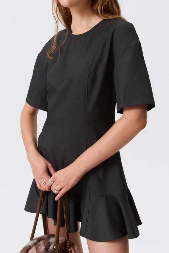 Fit-and-Flare-Mini-Kleid – Dunkelgrau Fit-and-Flare-Mini-Kleid – Dunkelgrau