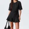 Fit-and-Flare-Minikleid – Schwarz Fit-and-Flare-Minikleid – Schwarz