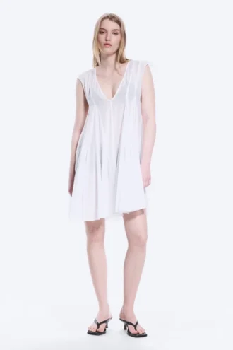 Fließendes Minikleid mit V-Ausschnitt – Weiß