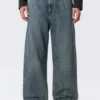 Galaxy Mid Rise Loose Straight Jeans – Second Blue – Blau Galaxy Mid Rise Loose Straight Jeans – Second Blue – Blau