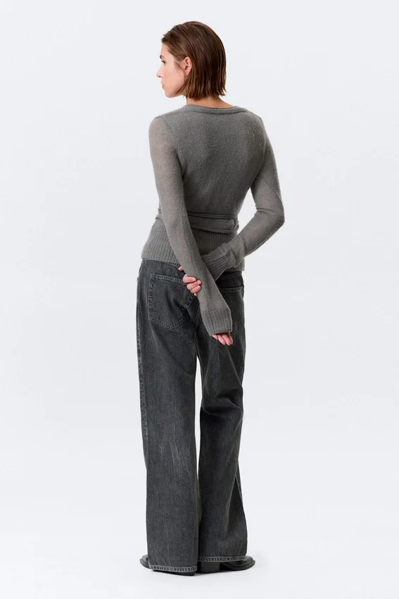 Geknöpfte Strickjacke aus Wollmischung mit Wickeleffekt – Grau Geknöpfte Strickjacke aus Wollmischung mit Wickeleffekt – Grau