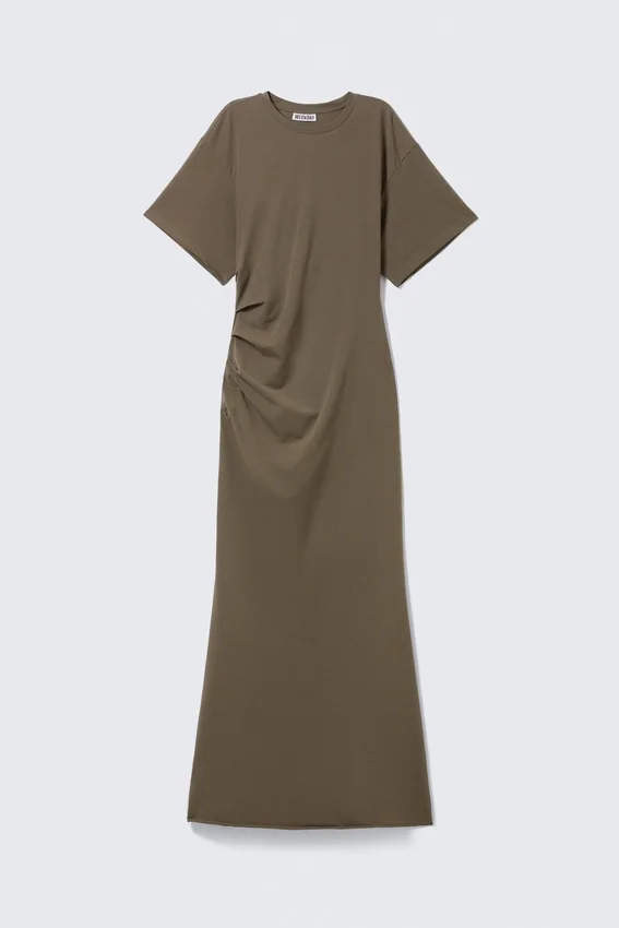 Gerafftes kurzärmeliges Maxikleid – Dark Mole Gerafftes kurzärmeliges Maxikleid – Dark Mole