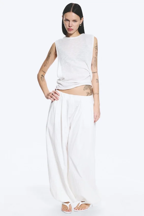 Gerafftes Tanktop – Weiß Gerafftes Tanktop – Weiß