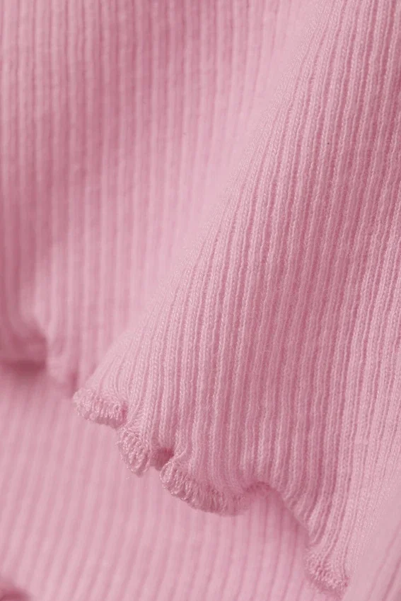 Gerippte Mini-Shorts mit Rüschen – Pink Gerippte Mini-Shorts mit Rüschen – Pink