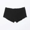 Gerippte Mini-Shorts mit Rüschen – Schwarz