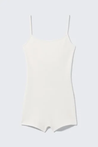 Gerippter, taillierter Jumpsuit – Off-White
