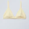 Geripptes Bikini-Oberteil mit V-Ausschnitt – Hellgelb Geripptes Bikini-Oberteil mit V-Ausschnitt – Hellgelb