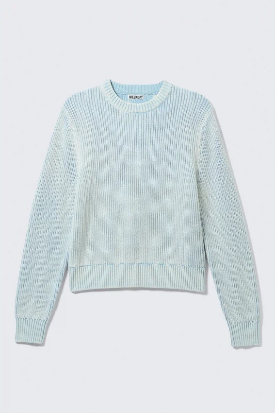 Geschrumpfter Strickpullover aus Baumwolle – gewaschen, hellblau Geschrumpfter Strickpullover aus Baumwolle – gewaschen, hellblau