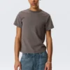 Geschrumpftes, kurzärmeliges Baumwoll-T-Shirt – Dunkelgrau Geschrumpftes, kurzärmeliges Baumwoll-T-Shirt – Dunkelgrau