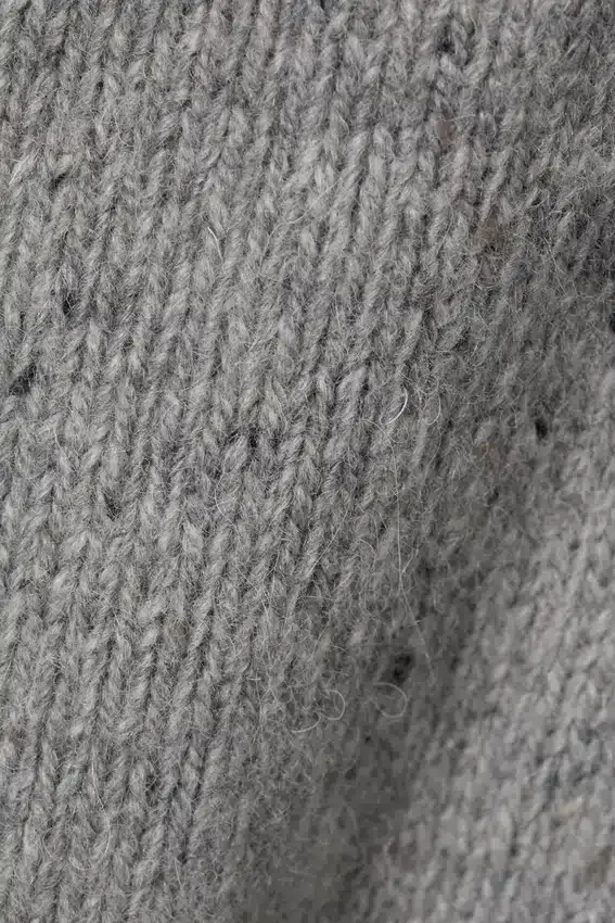 Gestrickte Strickjacke aus Wollmischung mit Noppen – Grau meliert Gestrickte Strickjacke aus Wollmischung mit Noppen – Grau meliert