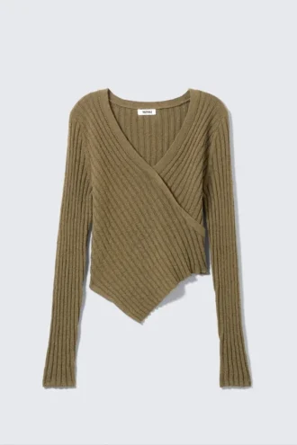 Gestrickter, wickelartiger Pullover mit asymmetrischem V-Ausschnitt – Dunkelkhaki-Grün