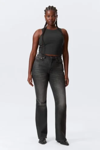 Glow Curve High Waisted Regular Flared Jeans – Black Web – Schwarz