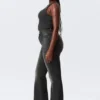 Glow Curve High Waisted Regular Flared Jeans – Black Web – Schwarz Glow Curve High Waisted Regular Flared Jeans – Black Web – Schwarz