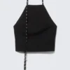 Haltertop mit Lochstickerei – Schwarz Haltertop mit Lochstickerei – Schwarz