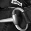 Handtasche aus Kunstleder mit Schnallenhenkel – Schwarz Handtasche aus Kunstleder mit Schnallenhenkel – Schwarz
