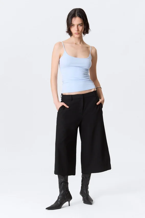 Hanne H Capri-Hose – Schwarz Hanne H Capri-Hose – Schwarz
