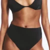 Hoch geschnittene Bikinihose im brasilianischen Stil – Schwarz Hoch geschnittene Bikinihose im brasilianischen Stil – Schwarz