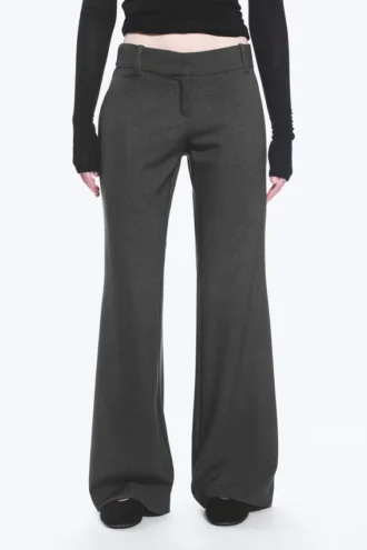 Hose mit niedriger Leibhöhe und ausgestelltem Bein – Dunkelgrau meliert Hose mit niedriger Leibhöhe und ausgestelltem Bein – Dunkelgrau meliert