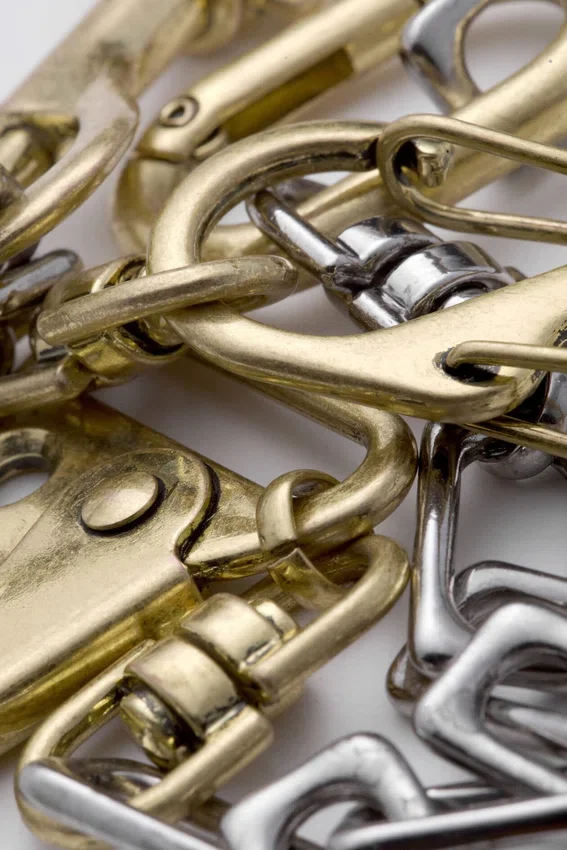 Hosenkette mit Verschluss – Gold & Silber Hosenkette mit Verschluss – Gold & Silber