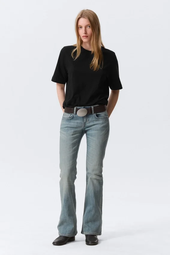 Hour Low Rise Skinny Bootcut Leg Jeans – Gloria Blue – Mittelblau Hour Low Rise Skinny Bootcut Leg Jeans – Gloria Blue – Mittelblau