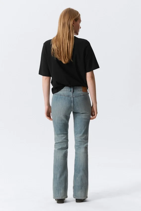 Hour Low Rise Skinny Bootcut Leg Jeans – Gloria Blue – Mittelblau Hour Low Rise Skinny Bootcut Leg Jeans – Gloria Blue – Mittelblau