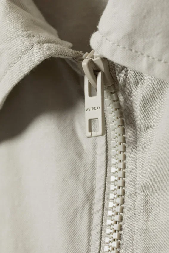 Jacke aus Leinenmischung in regulärer Passform – Hellstaubgrau Jacke aus Leinenmischung in regulärer Passform – Hellstaubgrau