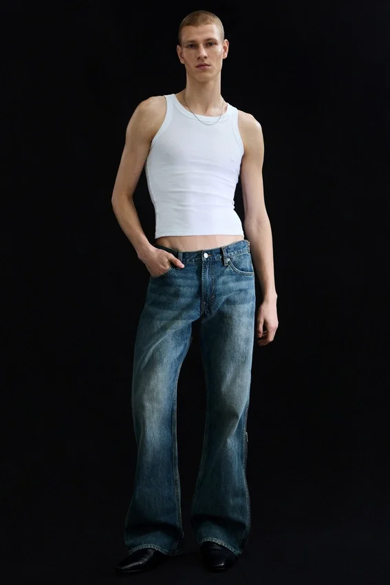 Jeans mit geradem Bein und Reißverschluss – Mittelblau – Mittelblau Jeans mit geradem Bein und Reißverschluss – Mittelblau – Mittelblau