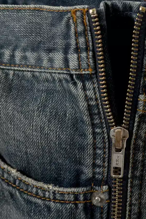 Jeans mit geradem Bein und Reißverschluss – Mittelblau – Mittelblau Jeans mit geradem Bein und Reißverschluss – Mittelblau – Mittelblau